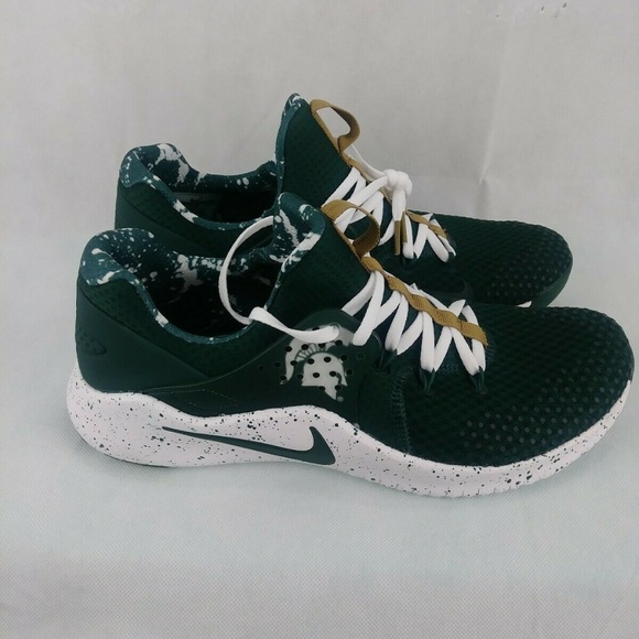 nike free tr8 michigan state